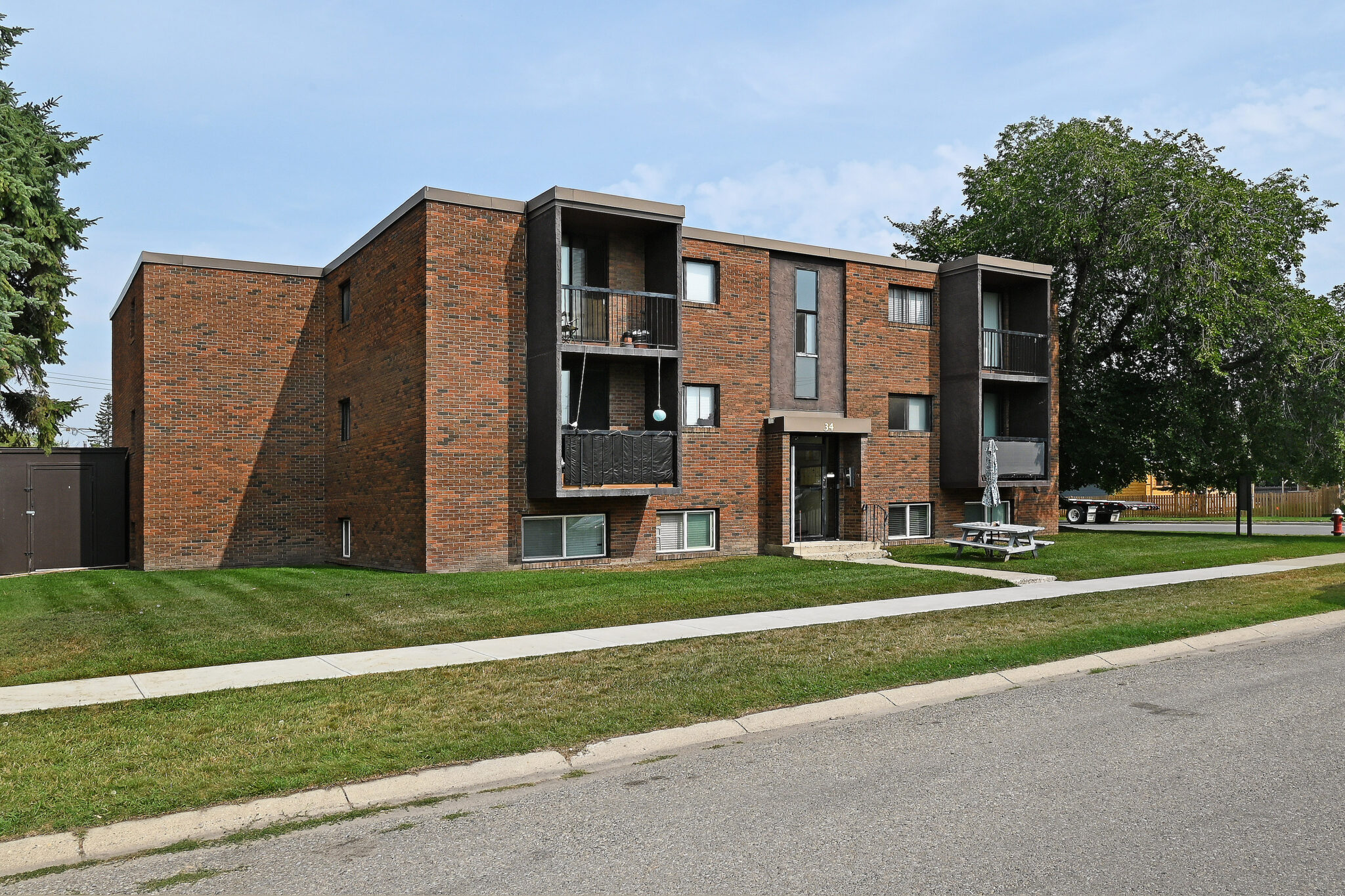 1shuttermaxx (2025-09-12T04_23_17.810)