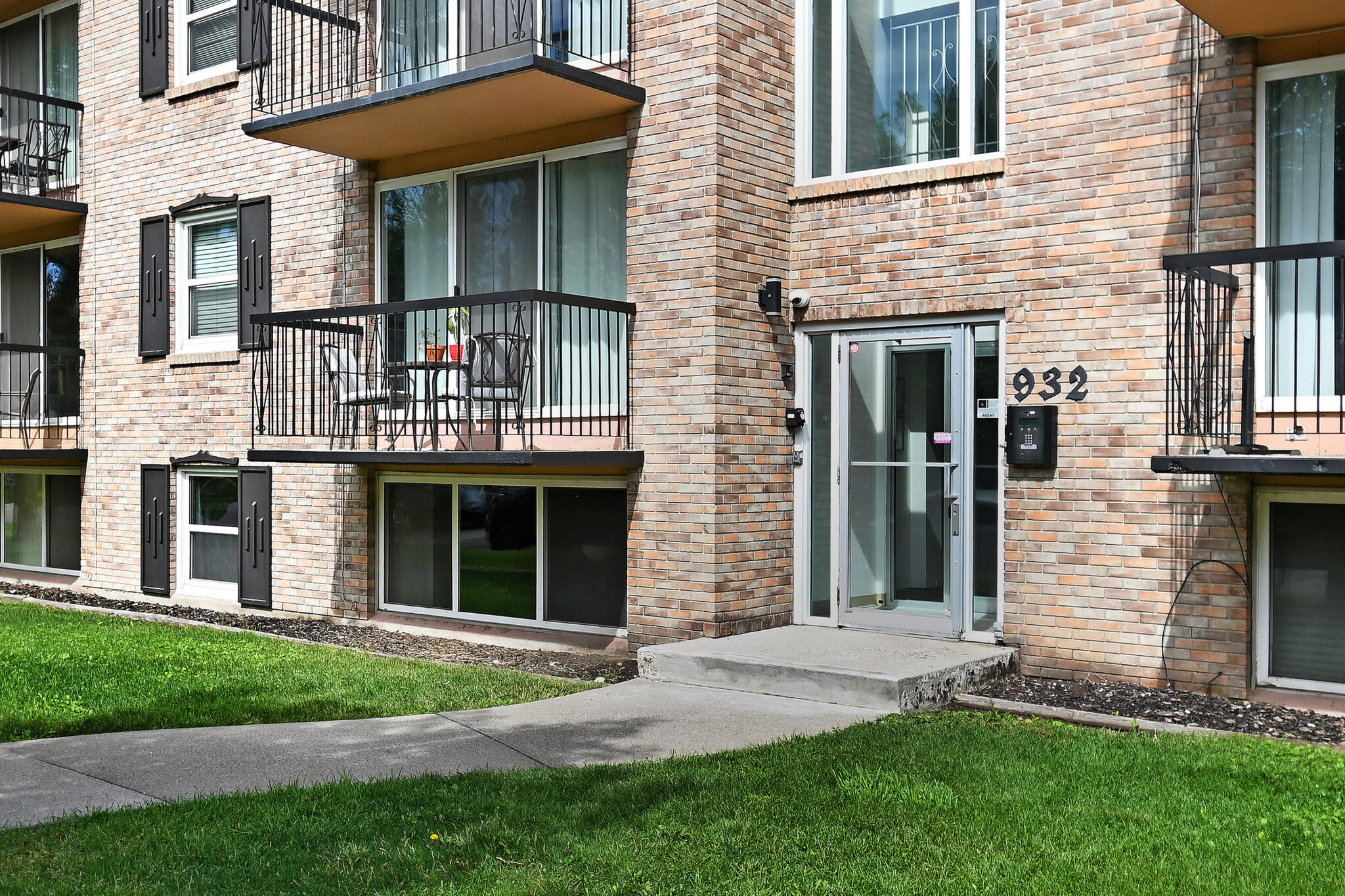 2shuttermaxx (2025-08-06T16_43_39.005)